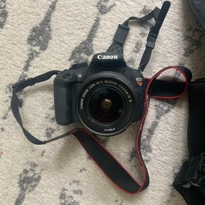 EOS CANNON REBEL T5 1200